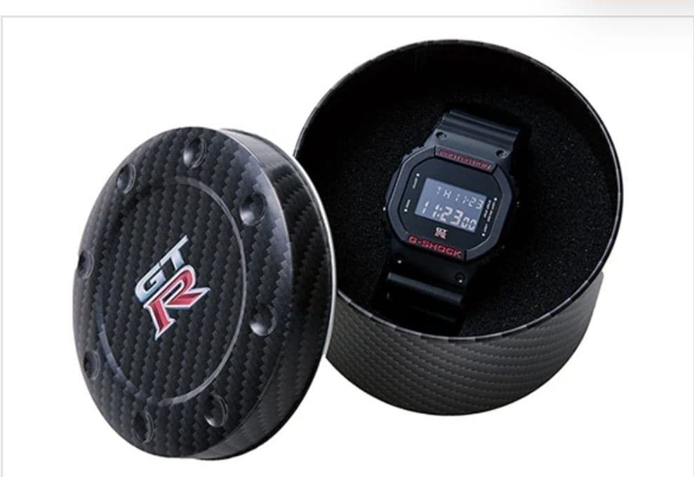 G-SHOCK 日産 GT-R デジタル腕時計 ブラック/レッド