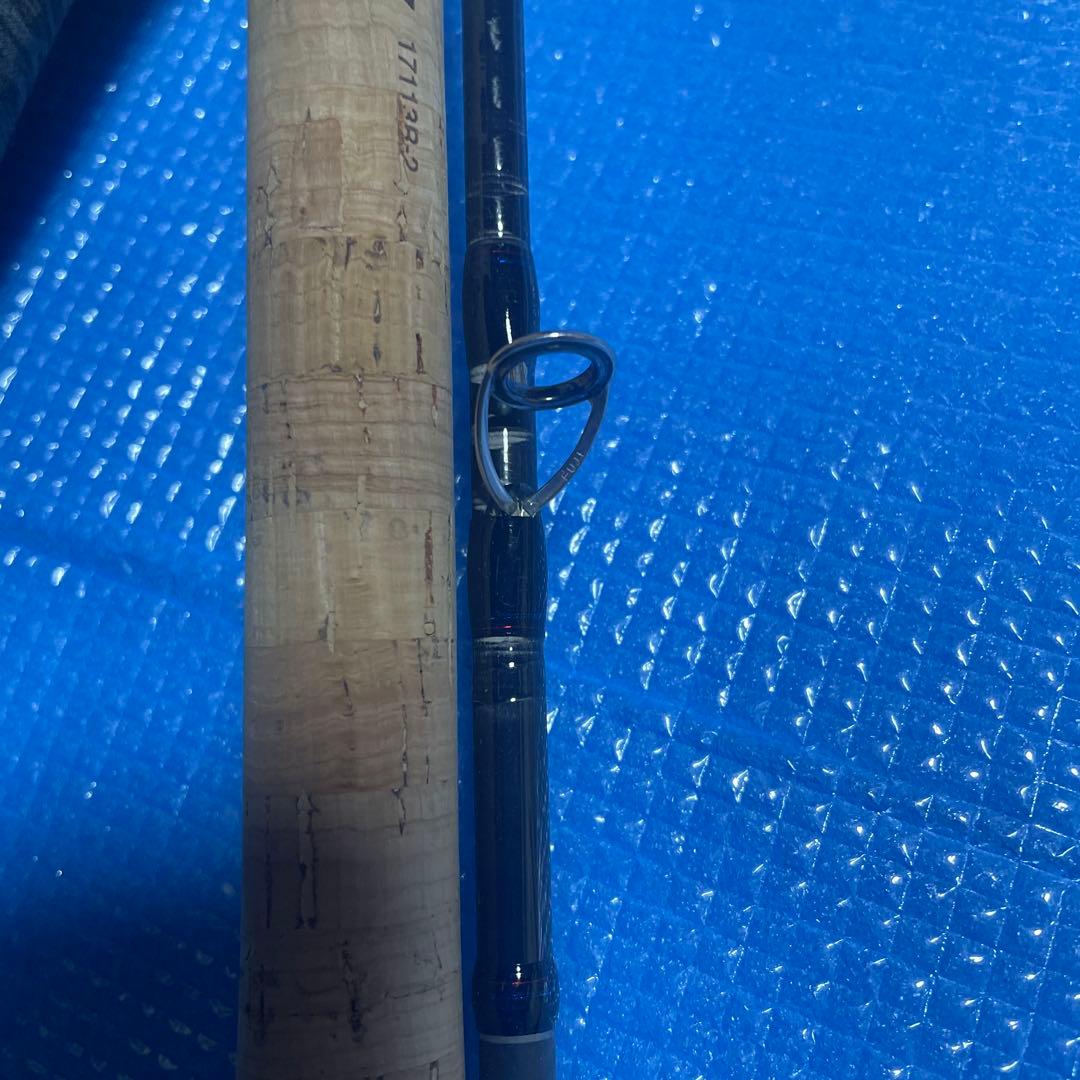 SHIMANO　シマノ 　スコーピオン　 17113R-2