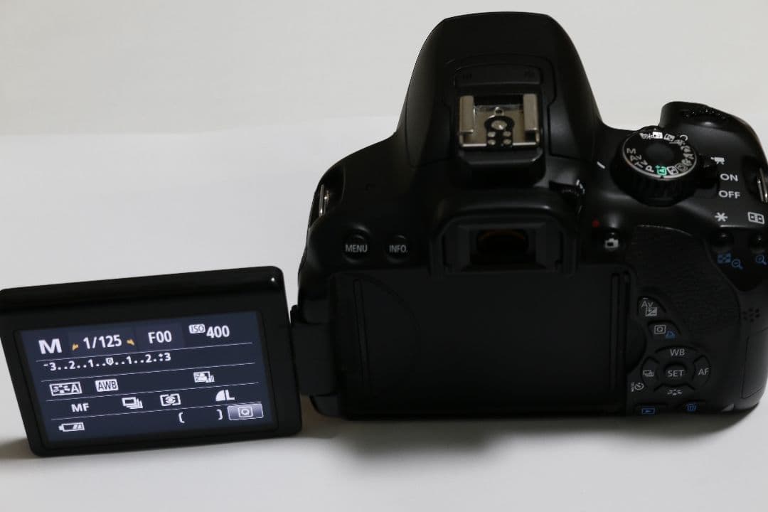 Canon EOS Kiss X6i デジタル一眼レフカメラ ボディ