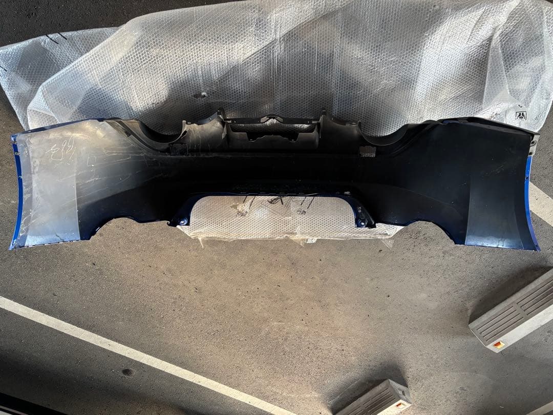 スバル　BRZ 　リアバンパー