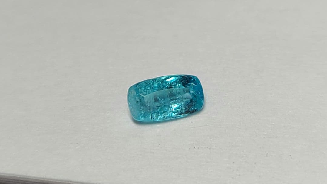 素晴らしいネオンブルーです★ブラジルバターリャパライバトルマリン★オーダー受付中