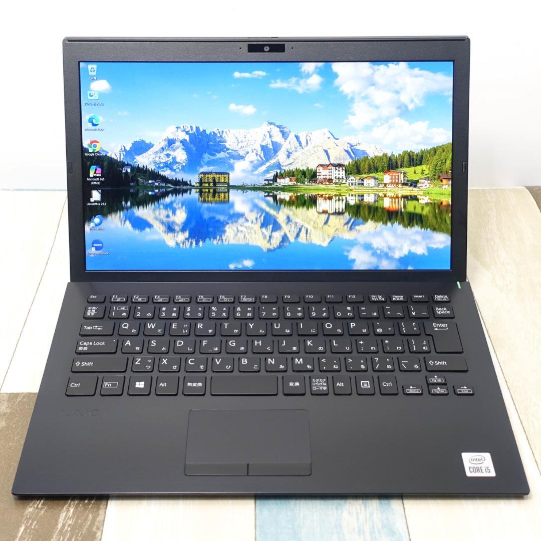 高年式の１３インチ薄型軽量モバイル✨１０世代コアｉ５に超高速新品ＳＳＤ５００ＧＢ