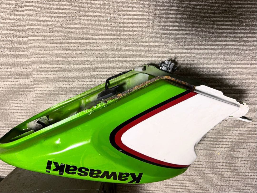 カワサキKR250 燃料タンク