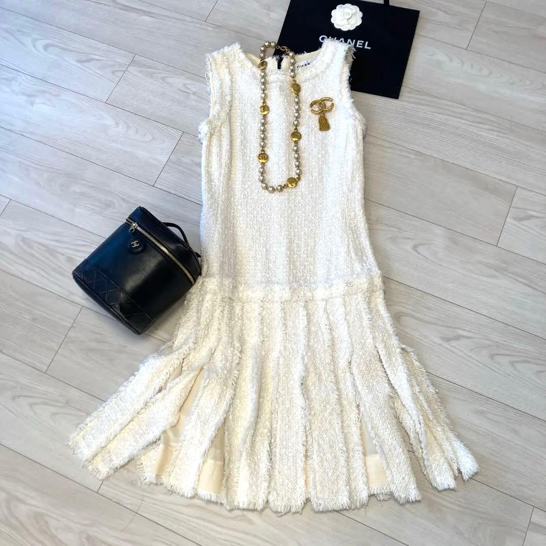 シャネルツイードワンピース
