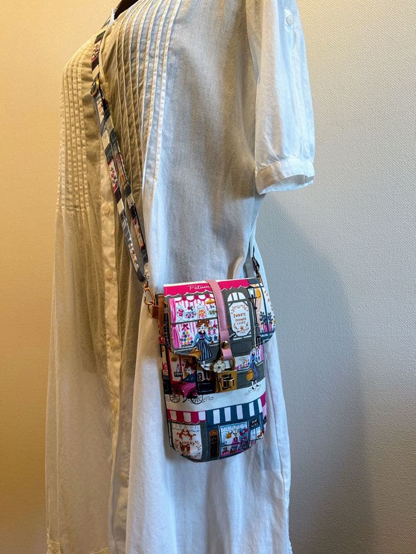 HIMA♡パリの街並みウィンドウショッピング猫ちゃん