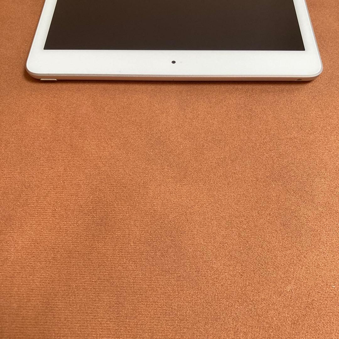 330【早い者勝ち】iPad7 第7世代 32GB WIFIモデル☆