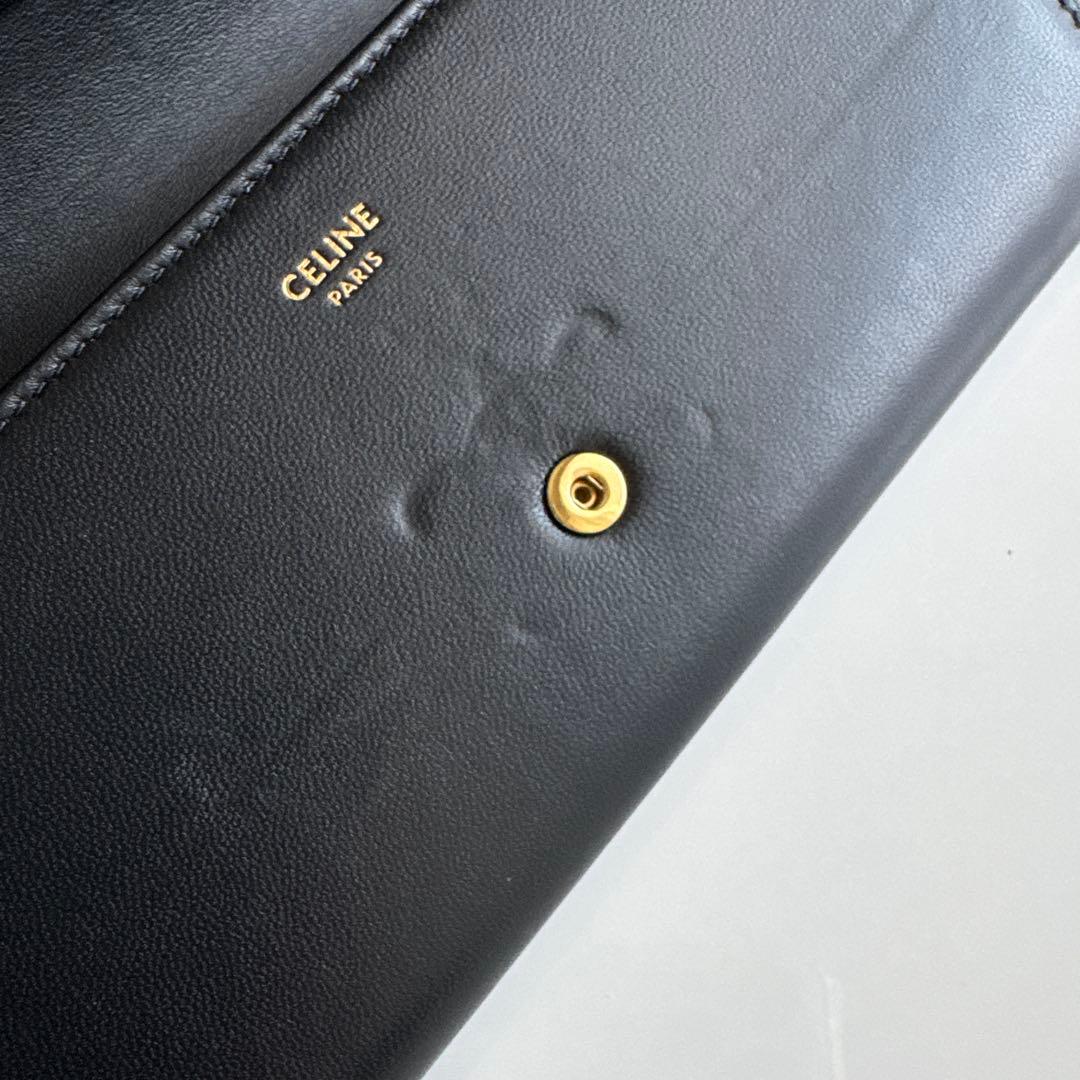 【匿名配送】セリーヌトリンオフ長財布黒レザー