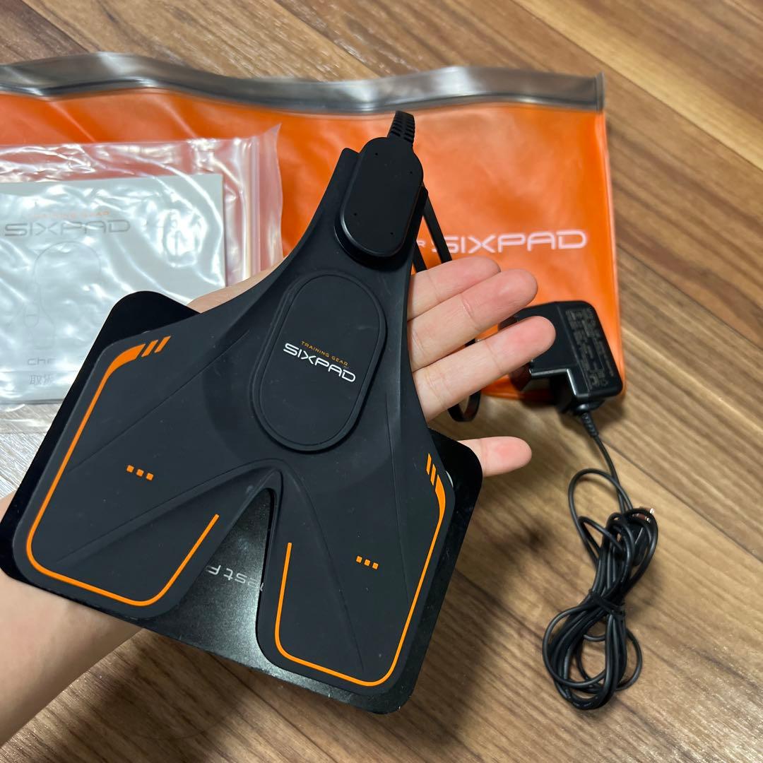 SIXPAD Chest Fit トレーニングデバイス