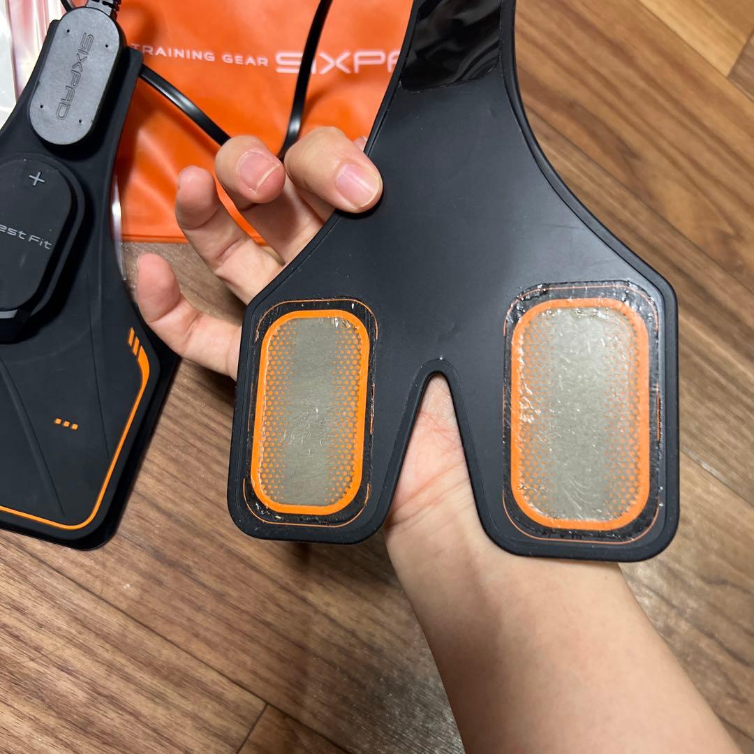 SIXPAD Chest Fit トレーニングデバイス