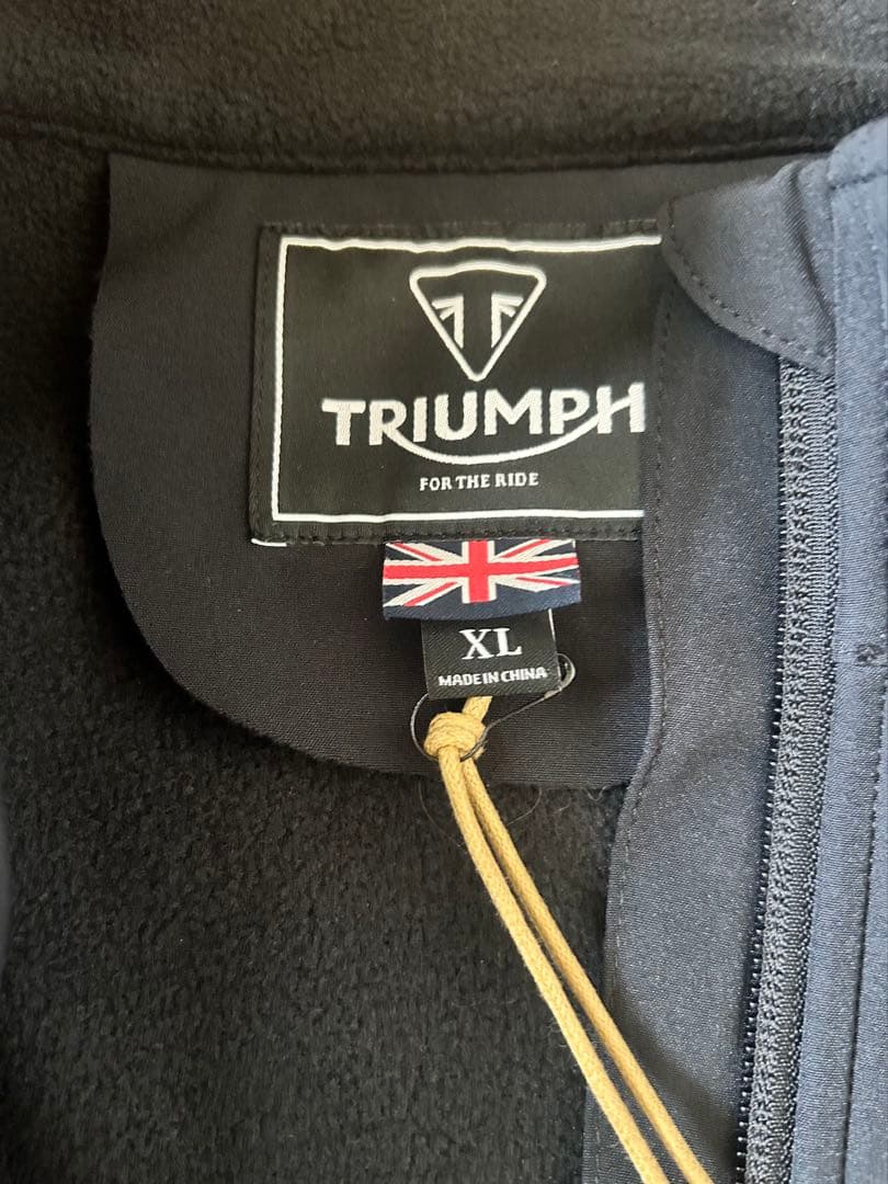 TRIUMPH ブラック ナイロンジャケット XL
