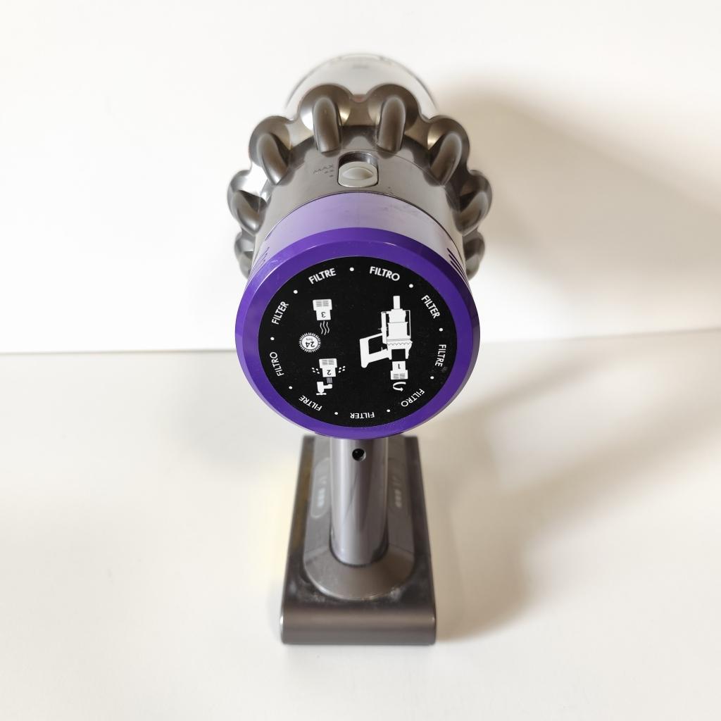 すぐ使える ダイソン SV12 サイクロン掃除機 本体と付属品 No170