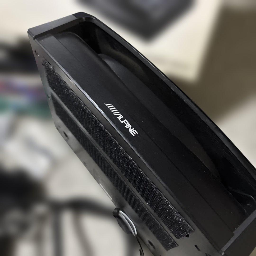 ALPINE SWE-1200 パワードサブウーファー　アルパイン