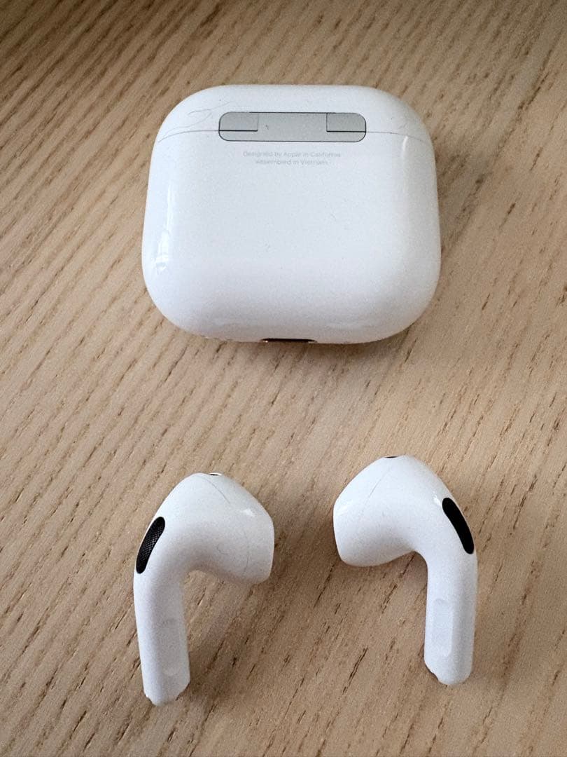 AirPods4 アクティブノイズキャンセリング　本体 ホワイト