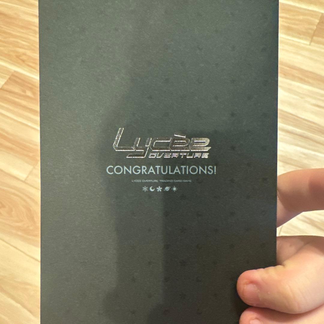 lycée　桜庭・ヴィクトリア・瑠莉　直筆サイン