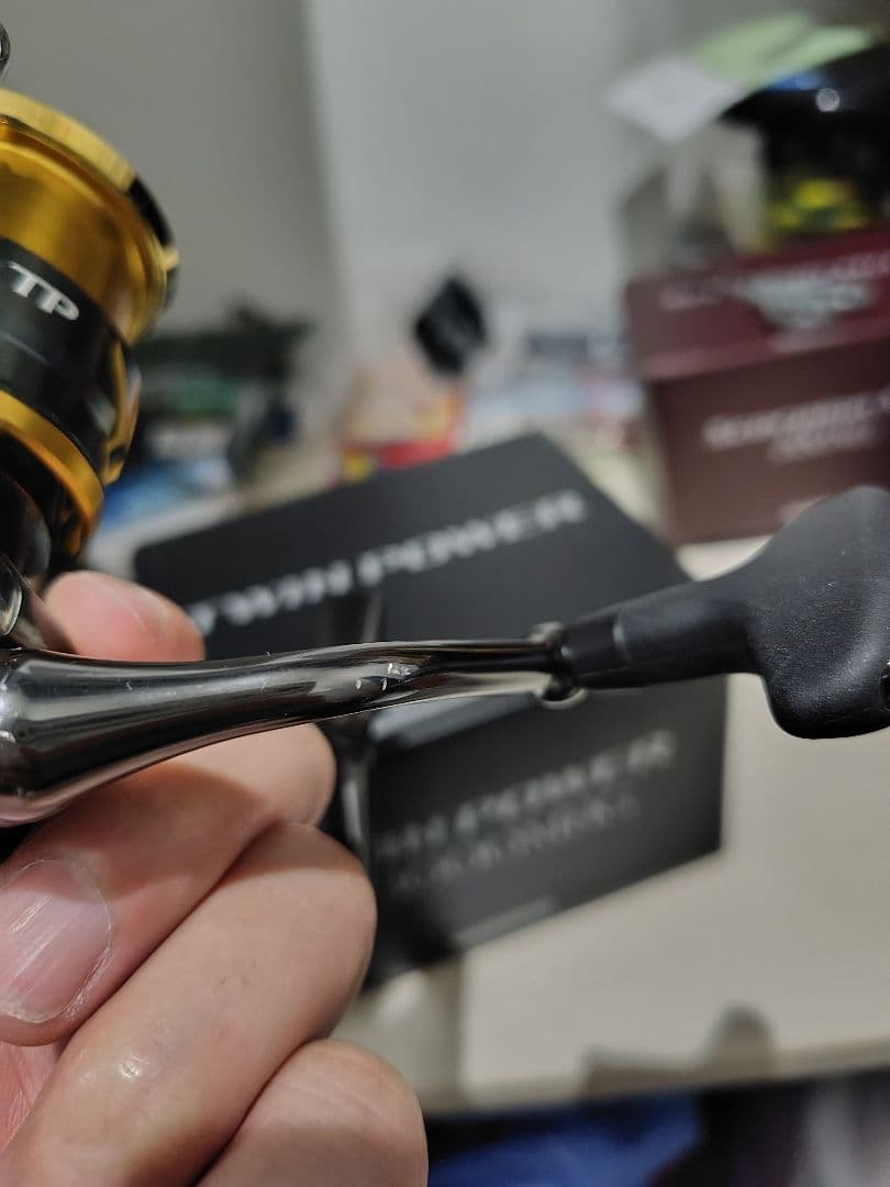 SHIMANO ツインパワー C3000MHG スピニングリール