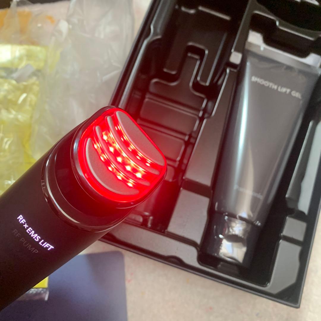 今晩セール！Panasonic VITALIFT 美顔器　保証書付き☆