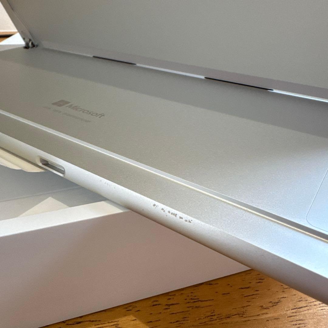 美品 Microsoft Surface Pro 9 シルバー 本体 128GB