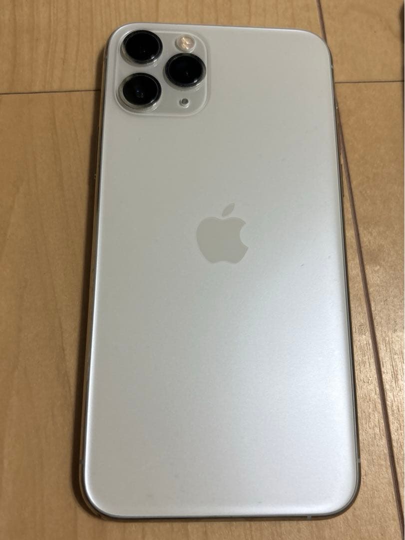 iPhone11proプロアイフォーンイレブンアップルappleバッテリー８３%