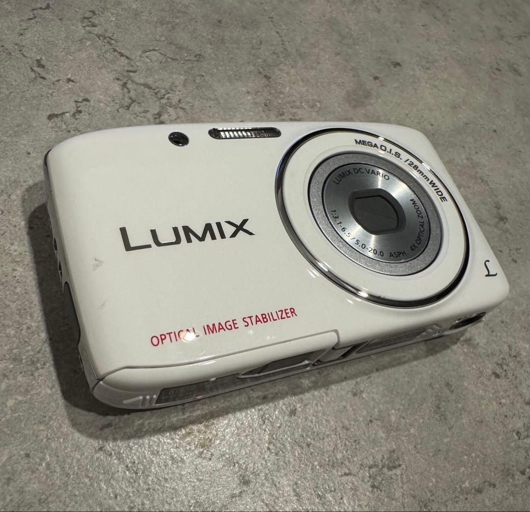 Panasonic LUMIX DMC-S2ホワイト