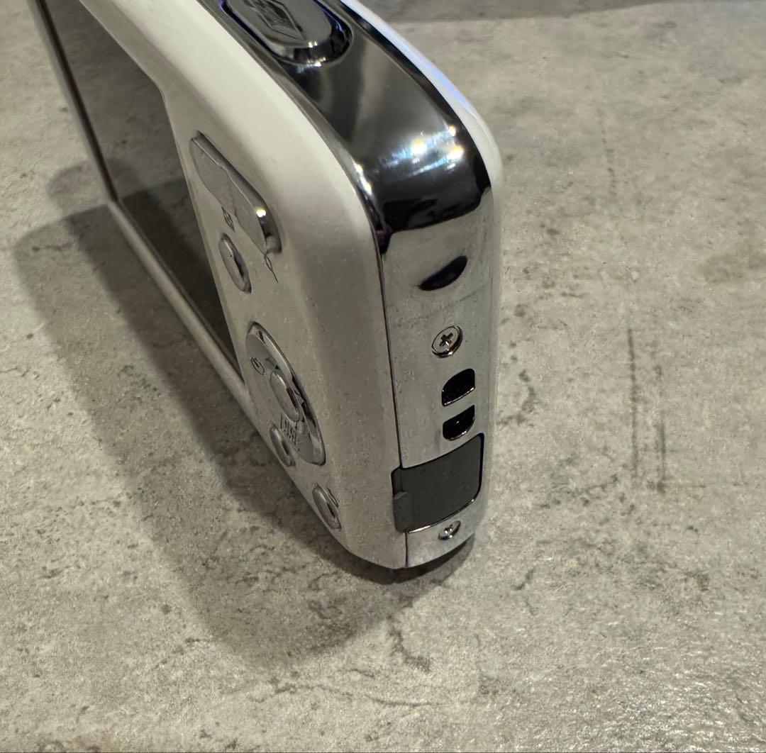 Panasonic LUMIX DMC-S2ホワイト