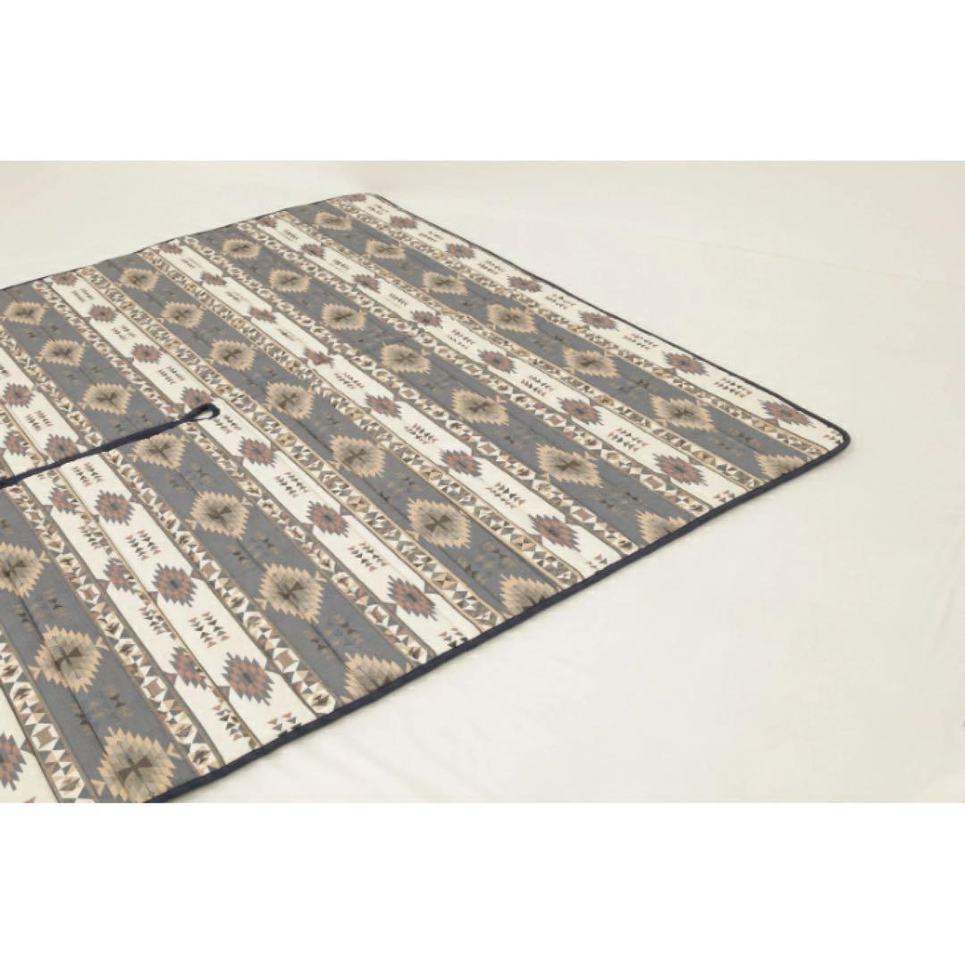 ふとんファクトリー　K36000 テントで使えるキルトラグ ワンポールテント