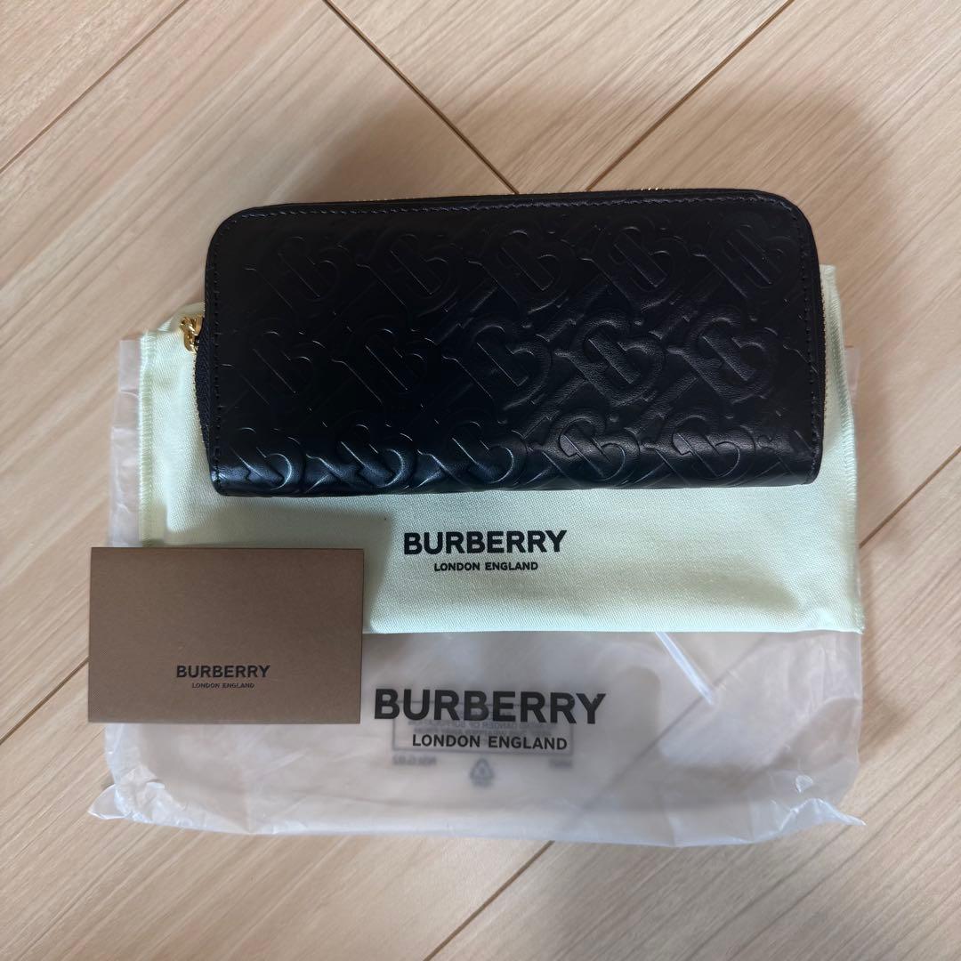 BURBERRY ブラック 長財布