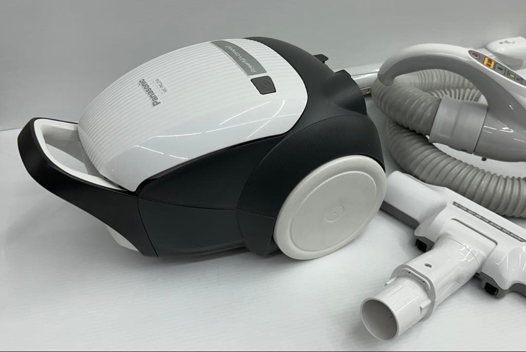 中古　美品　Panasonic 2020年製　MC-PKL21A-W 掃除機