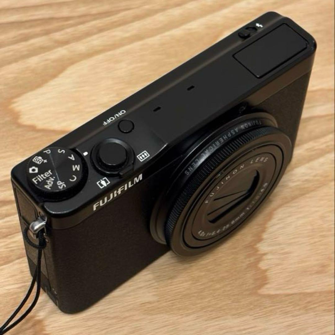 美品⭐︎Fujifilm XQ1 フジフイルム　ブラック