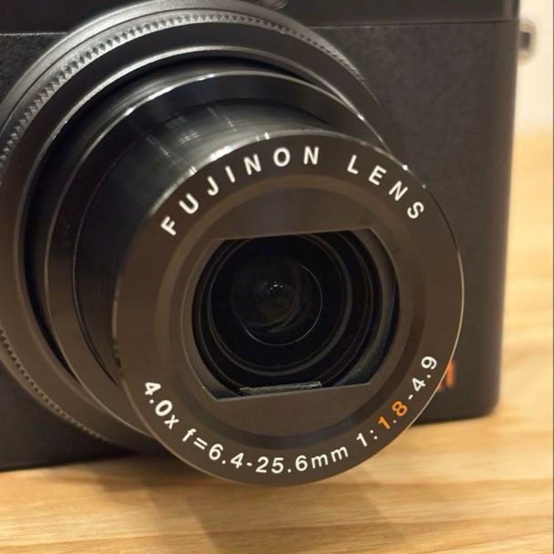 美品⭐︎Fujifilm XQ1 フジフイルム　ブラック