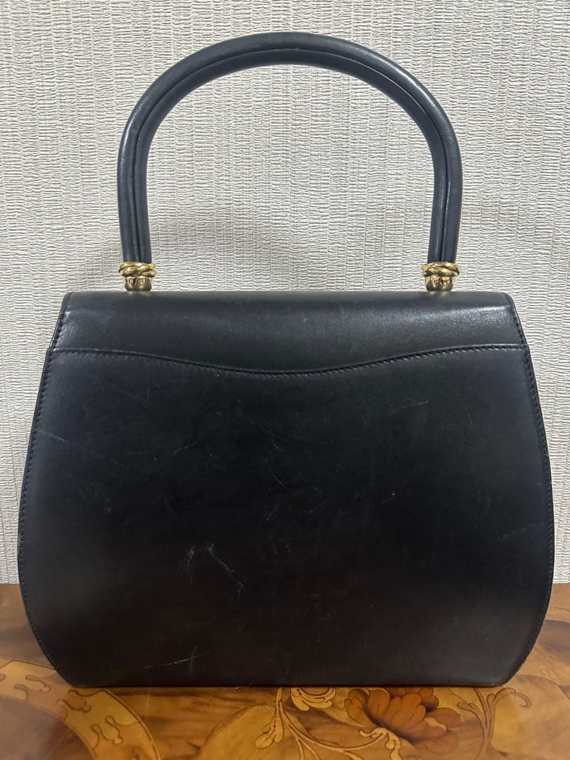 P*e様 カルティエ　Cartier 小物入れ付き　ハンドバッグ