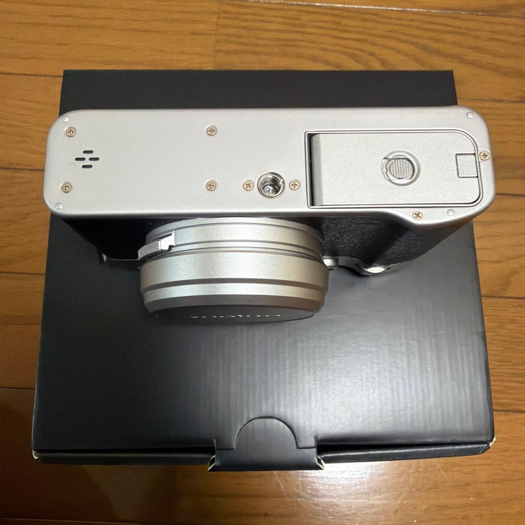 美品 Fujifilm X100VI コンパクトデジタルカメラ