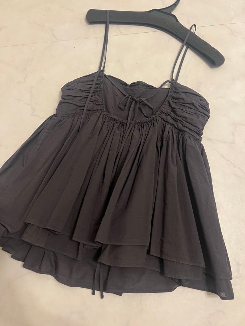 curensology レイヤードギャザーキャミ