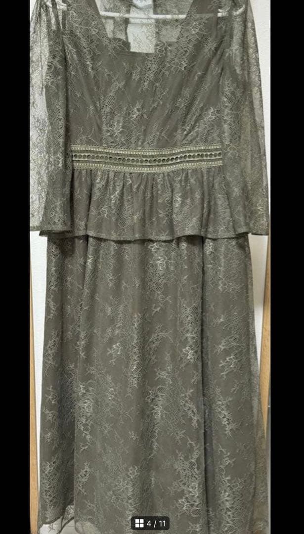 オリーブグリーン ペプラムドレス