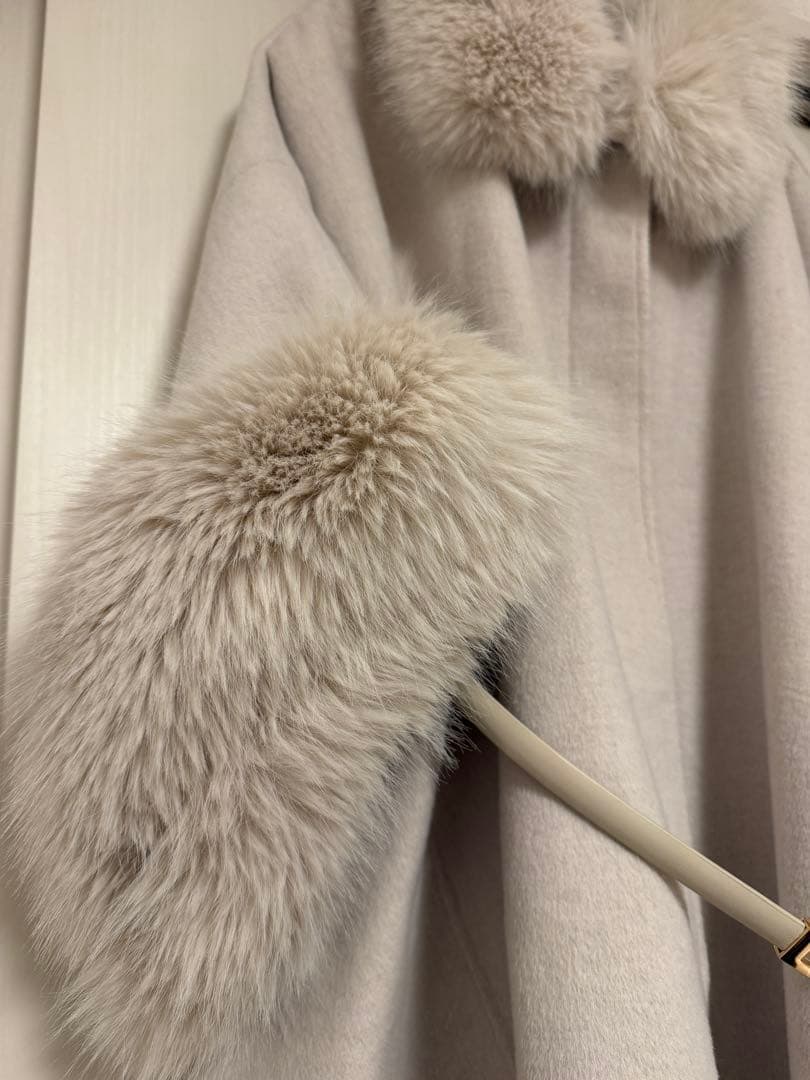 SNIDEL ファー付きミドルケープコート