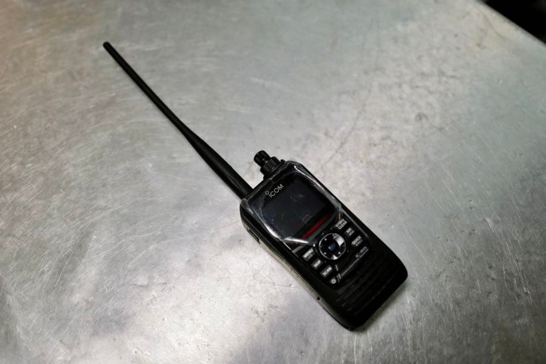 【美品】ICOM アイコム IC-R15 広帯域受信機　エアバンド