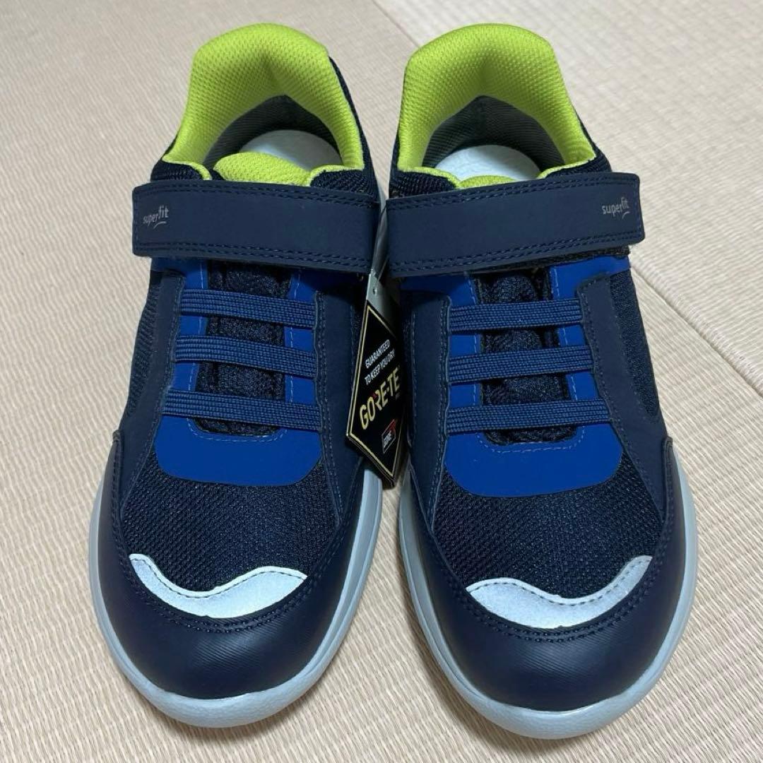 GORE-TEX キッズシューズ ネイビー/ブルー