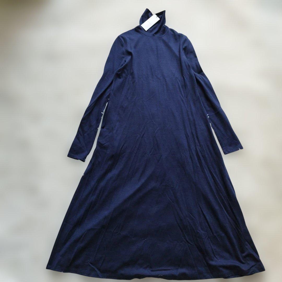 24年♡タグ付✨ベイジ 洗える CALDANA タートルネックロングドレス 紺