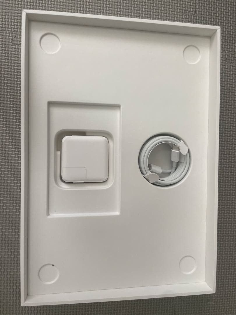 MacBook本体 Apple MacBook Air M1 2020