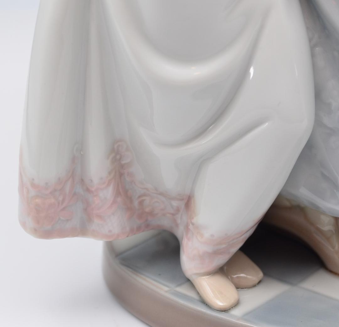 お休み前のおとぎ話　＃5457　★リヤドロ　スペイン　ポーセリン　ご成約済み