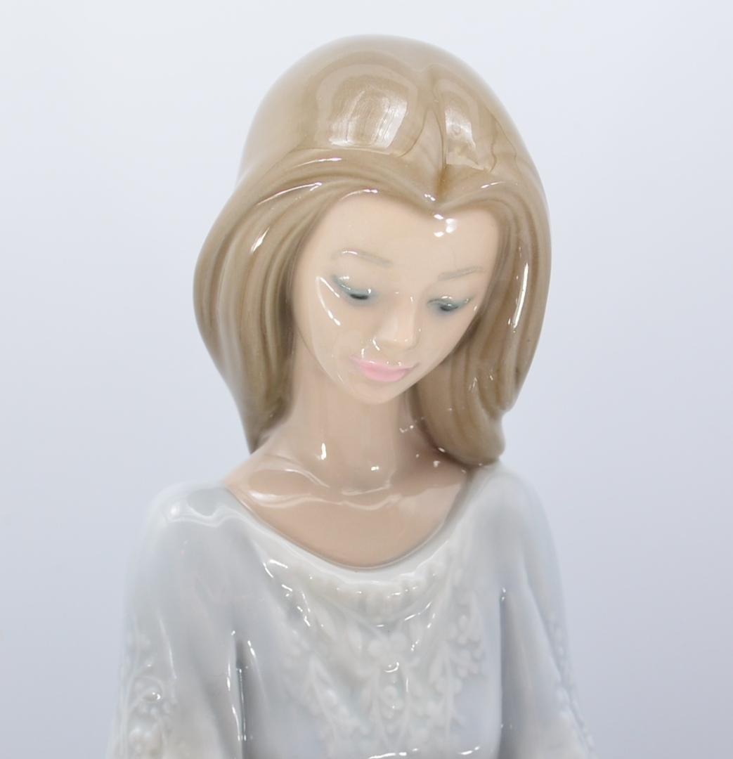 お休み前のおとぎ話　＃5457　★リヤドロ　スペイン　ポーセリン　ご成約済み