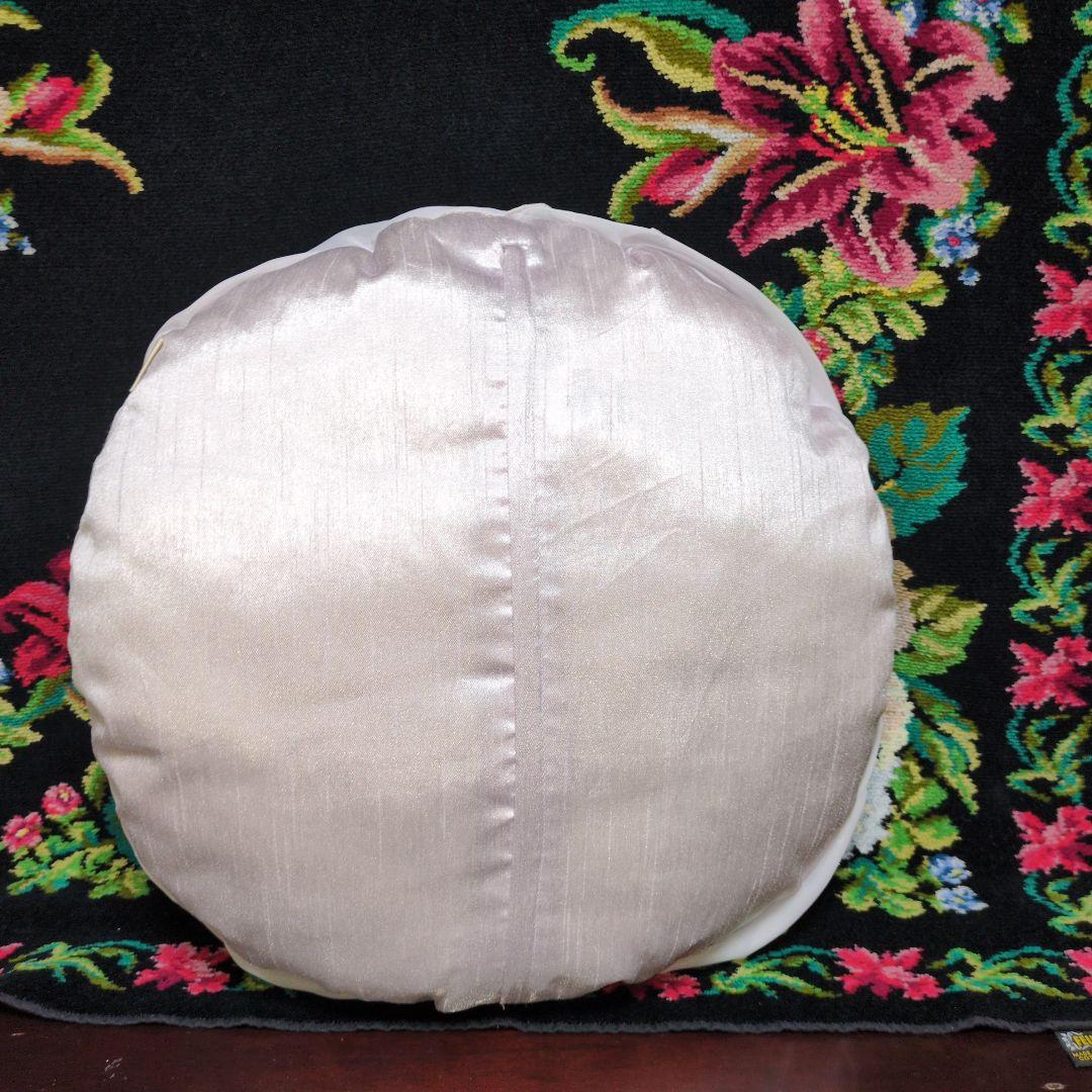 今、再お値下げしました❢8333円!美品、ローラアシュレイ、ラックルクッション