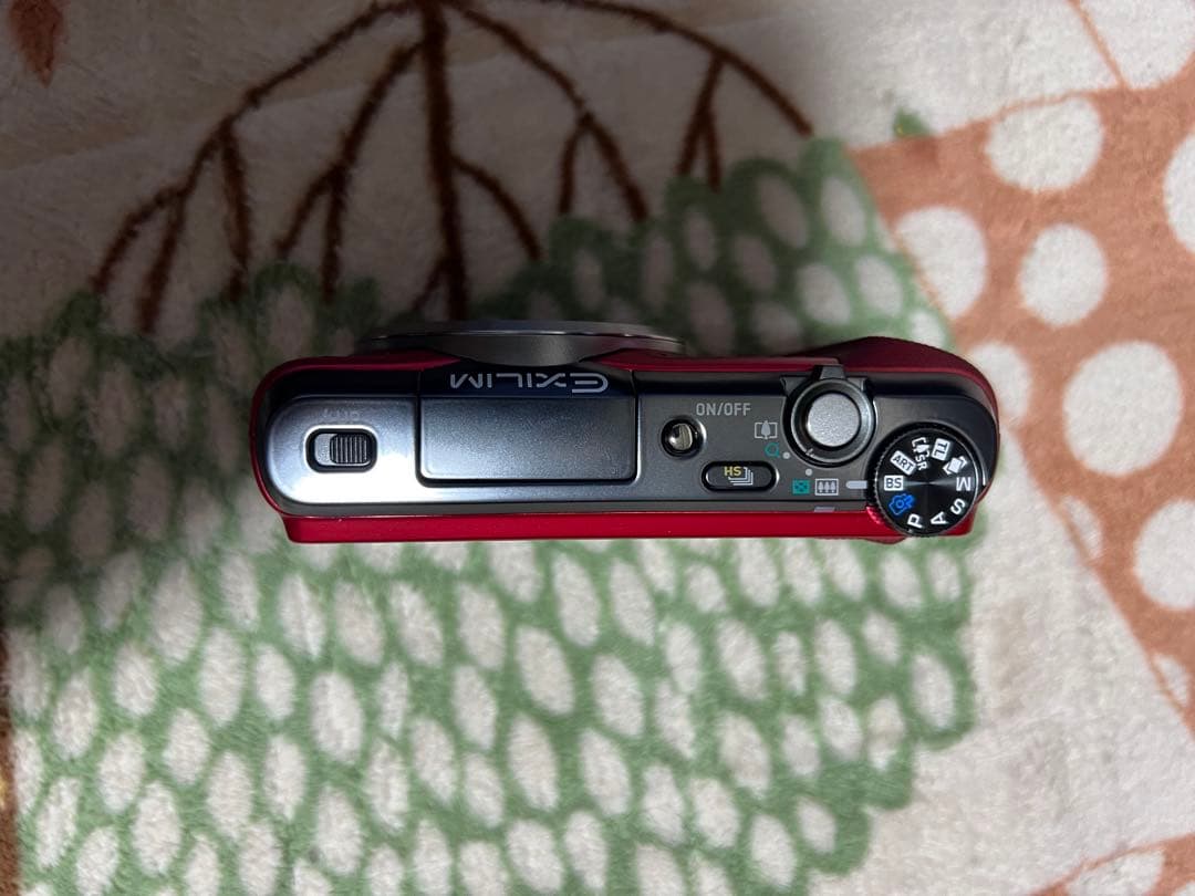 【美品】CASIO EXILM EX-ZR800 レッド