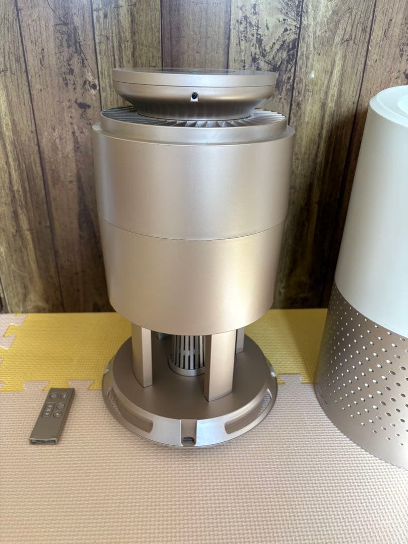 中古 Pety 空気清浄機 円筒形 ホワイト/ゴールド