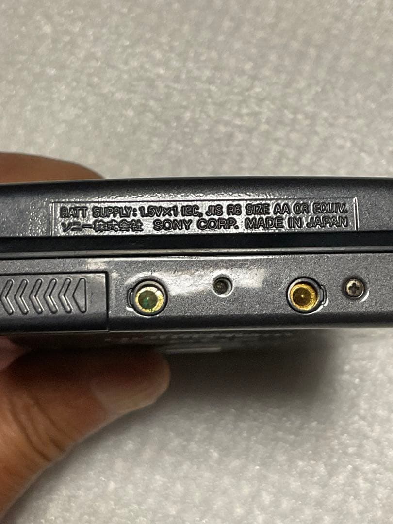 SONY WALKMAN ポータブルカセットプレーヤー　WMーWX1。