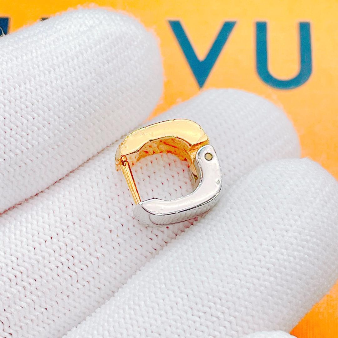 ◇ルイヴィトン◇M00397 ブックルドレイユ ナノグラム ピアス 片耳 3.5