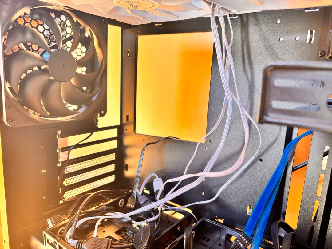 GALLERIA PCケースおよびファンのみ