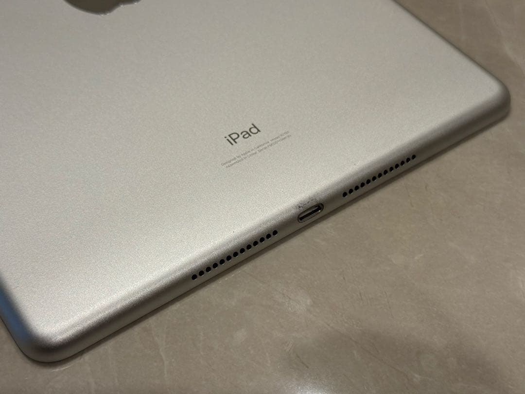 iPad7第7世代32GB WIFIモデル