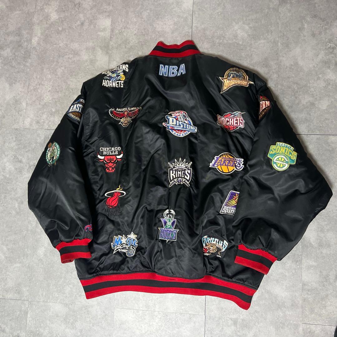 し*ん様 NBA古着 ブルゾン