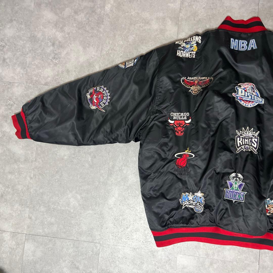 し*ん様 NBA古着 ブルゾン