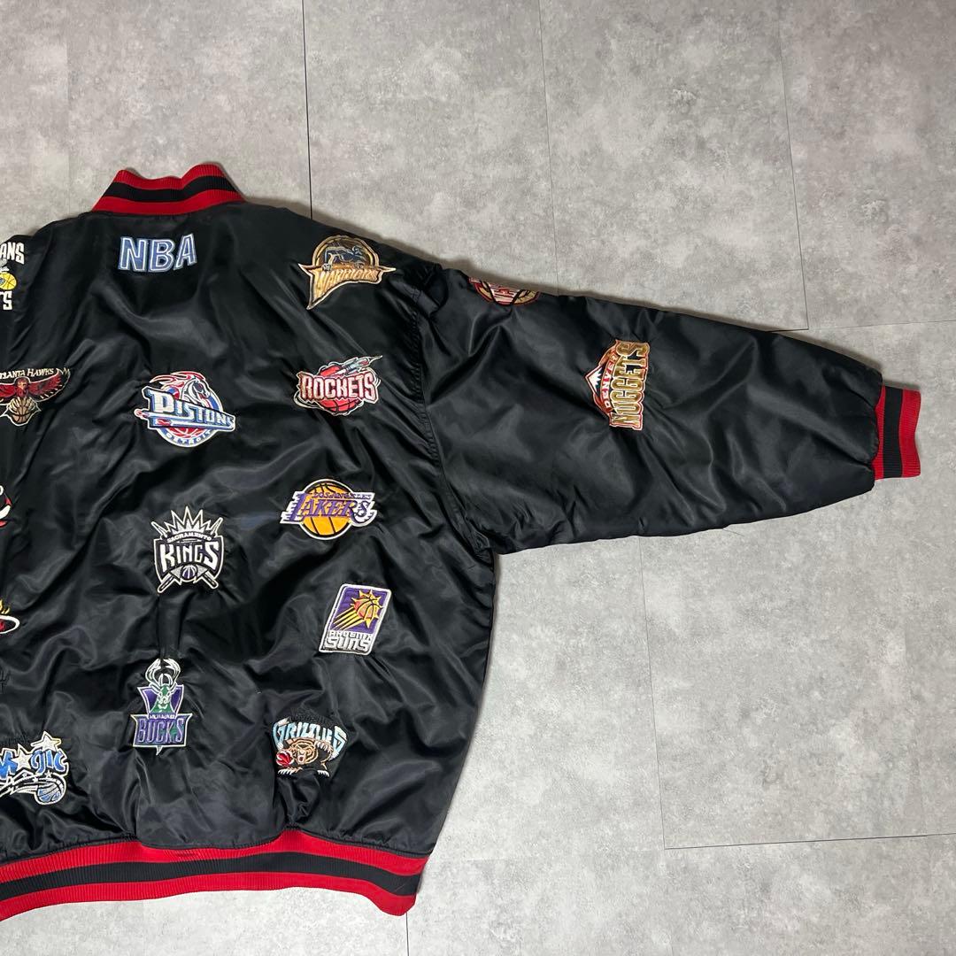 し*ん様 NBA古着 ブルゾン